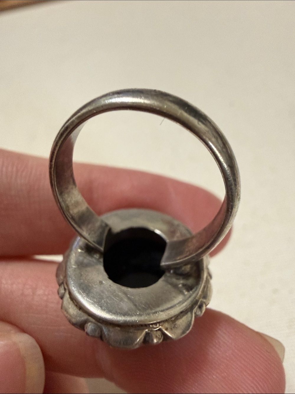 Gorgeous Sterling Silver 925 Black Onyx Oval Ring Size 6 - Picture 8 of 14